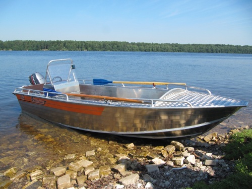 Лодка Wellboat-46 Next Consol